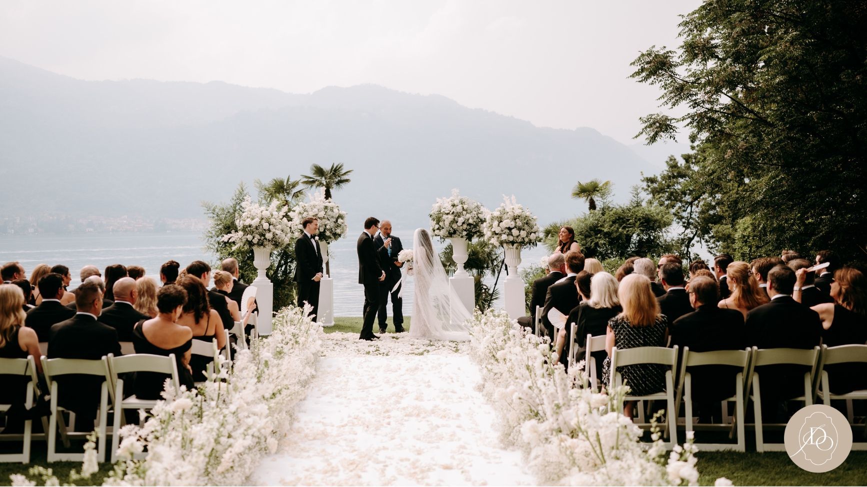 Villa Lario Resort