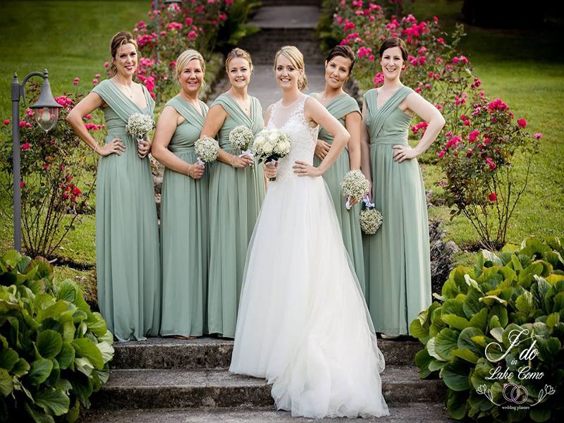 Bridesmaids in Lake Como at Villa Aura | Lake Como Wedding Planner