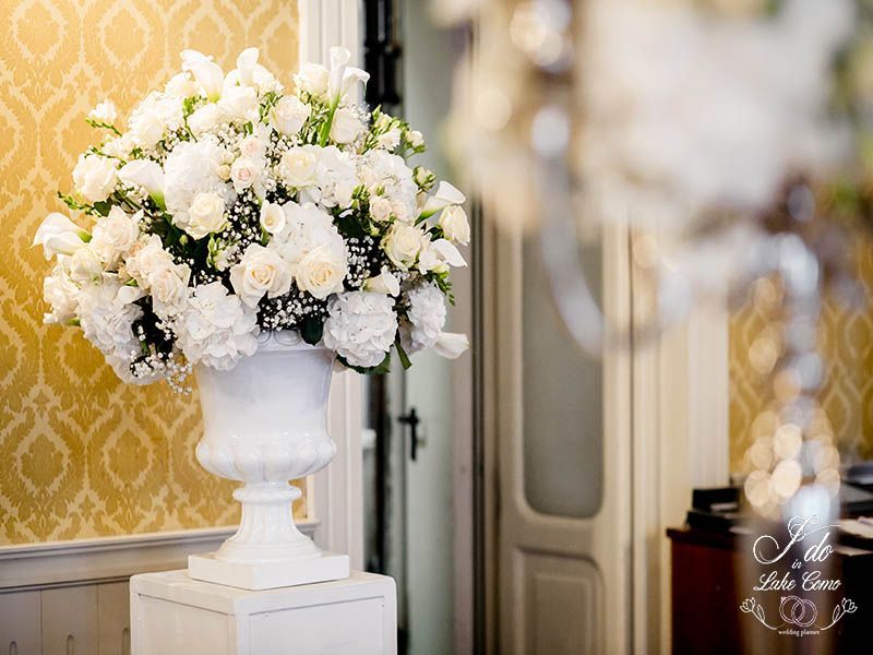 Large flowers compositions at Grand Hotel Tremezzo | Lake Como Wedding Planner